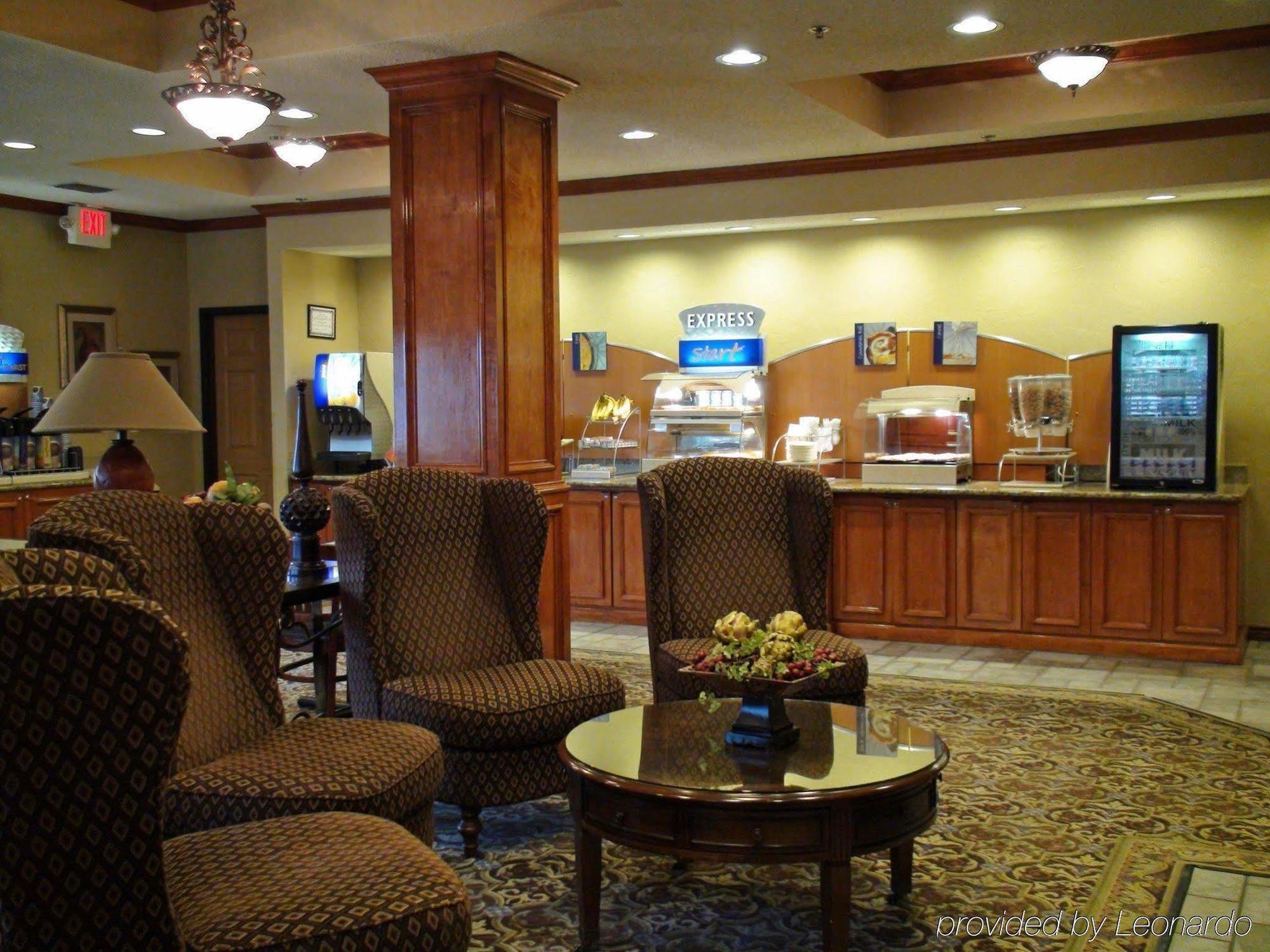 Holiday Inn Express Hotel & Suites Greenville By Ihg Ngoại thất bức ảnh