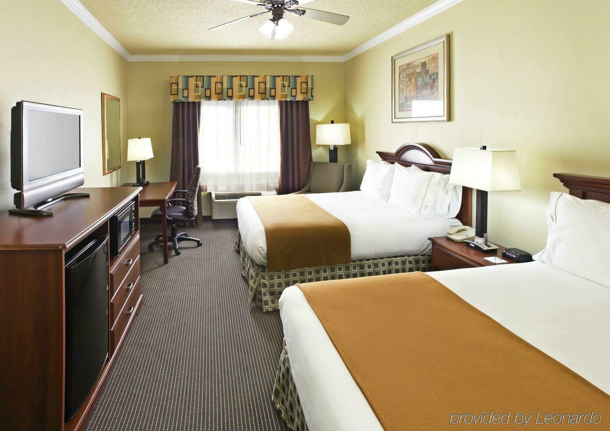 Holiday Inn Express Hotel & Suites Greenville By Ihg Ngoại thất bức ảnh