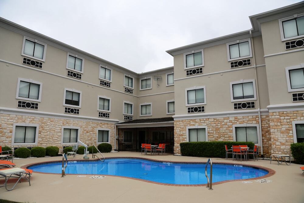 Holiday Inn Express Hotel & Suites Greenville By Ihg Ngoại thất bức ảnh